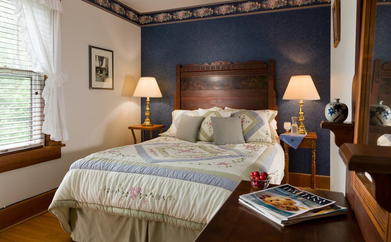 The White Oak Inn Zuck Экстерьер фото