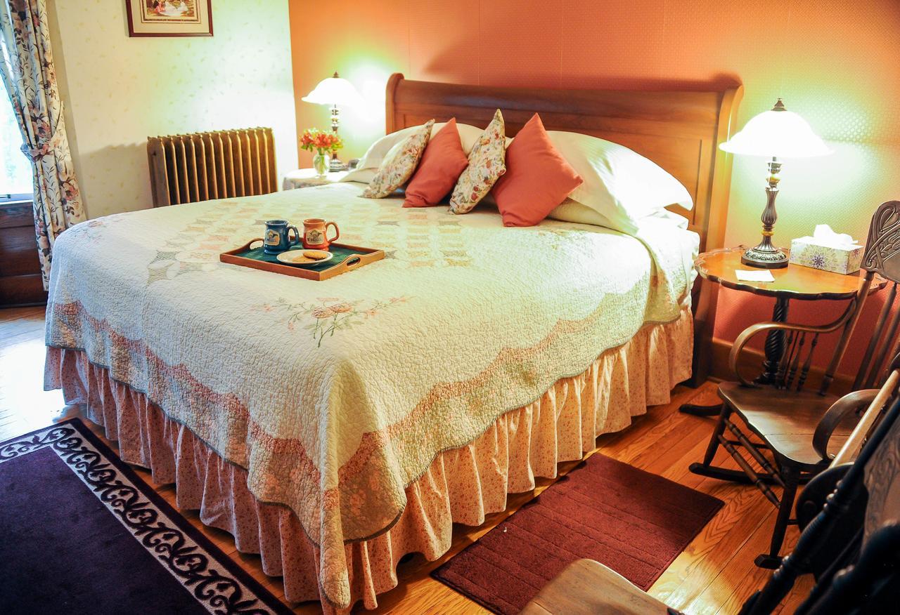 The White Oak Inn Zuck Экстерьер фото