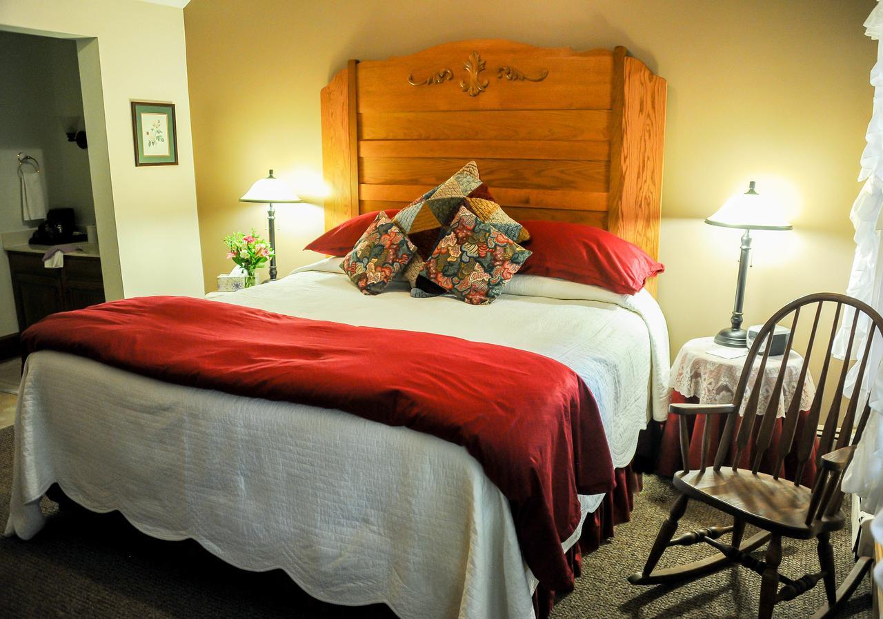 The White Oak Inn Zuck Экстерьер фото
