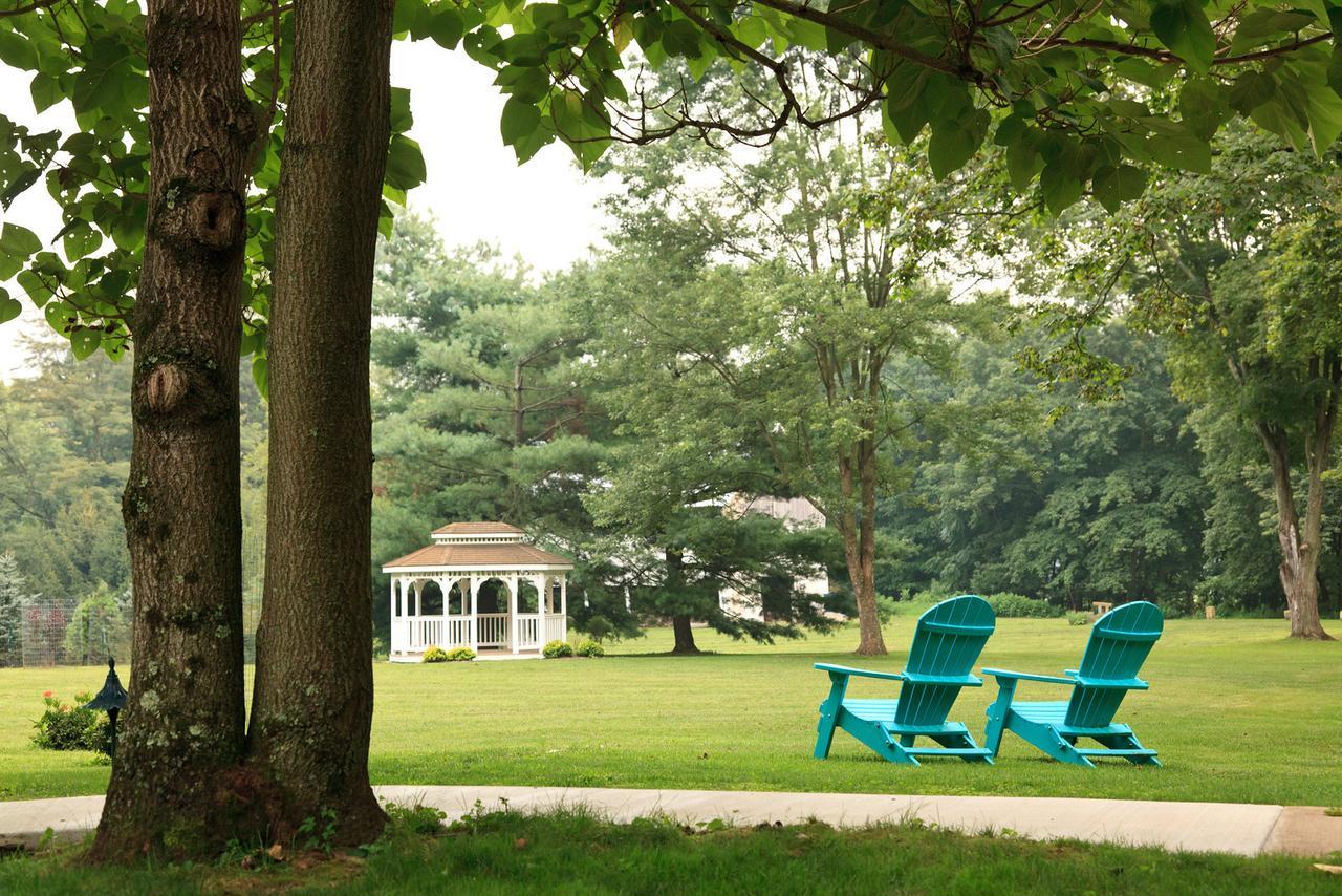 The White Oak Inn Zuck Экстерьер фото